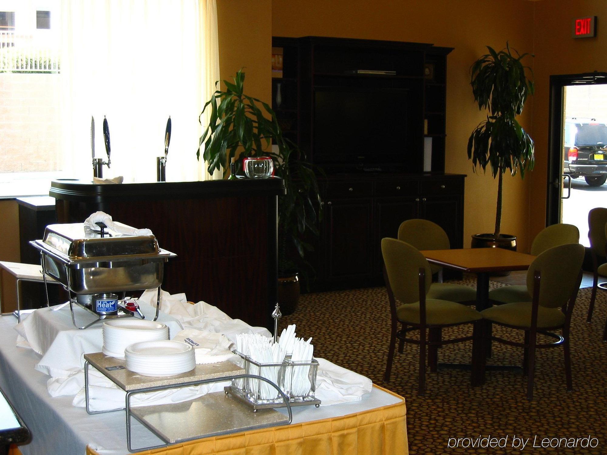 Holiday Inn Express Hotel & Suites Livermore, An Ihg Hotel Restaurant photo
